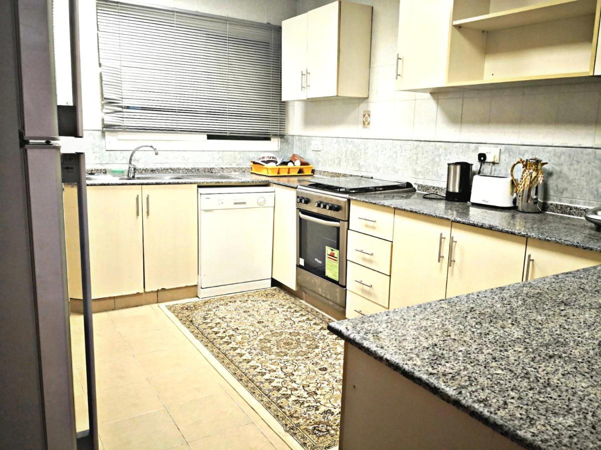 High Residency. Well Furnished & Spacious Apartment Muscat Exteriör bild